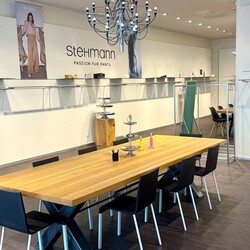 Showroom